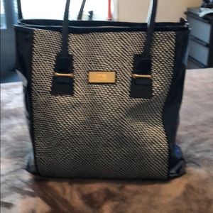 Patent leather Purse